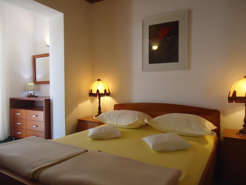 Apartmani Izabela *