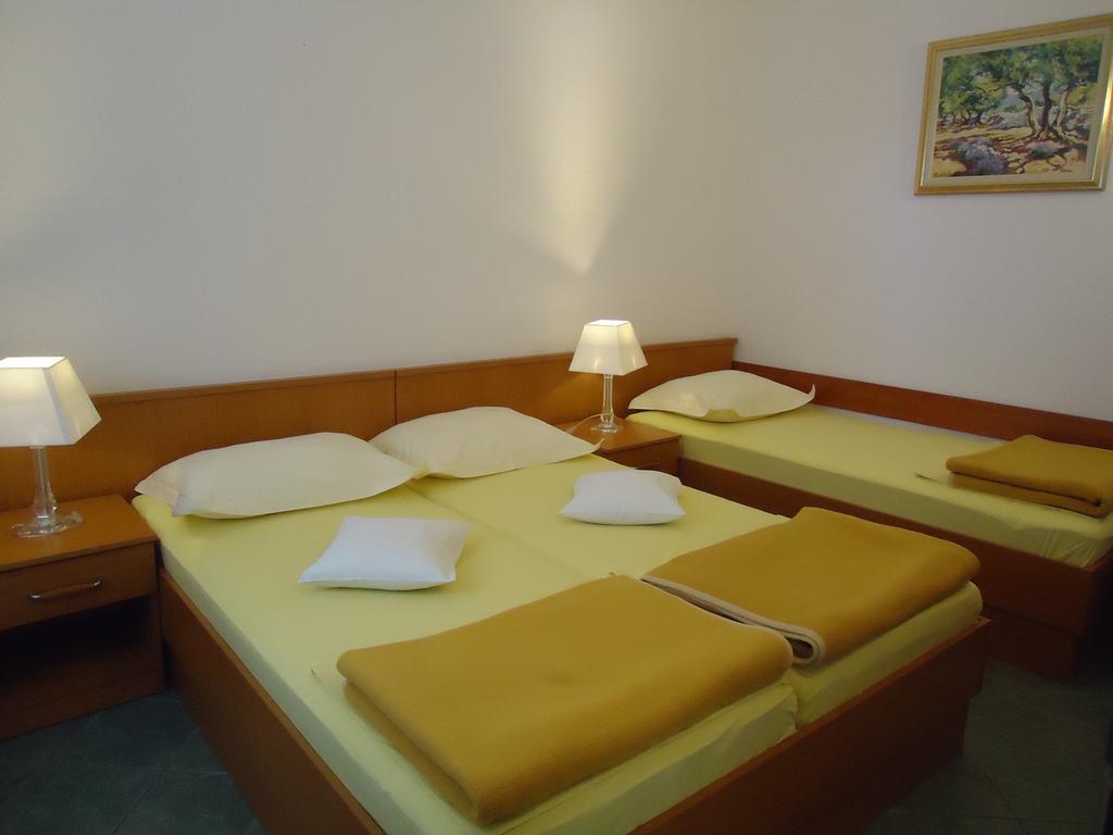 Apartma Apartmani Izabela *