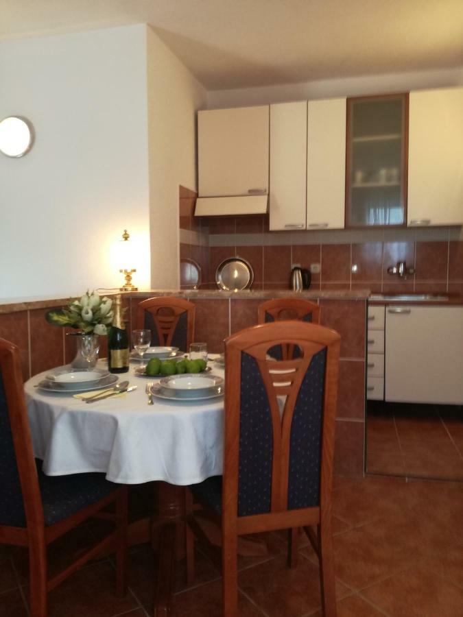 Apartma Apartmani Izabela Baska Voda