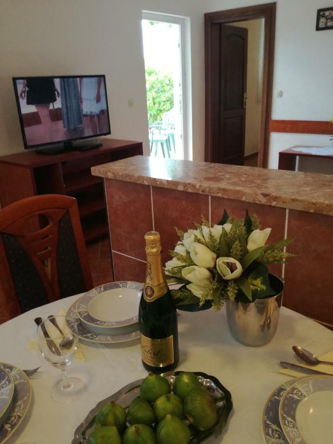 Apartmani Izabela Apartma